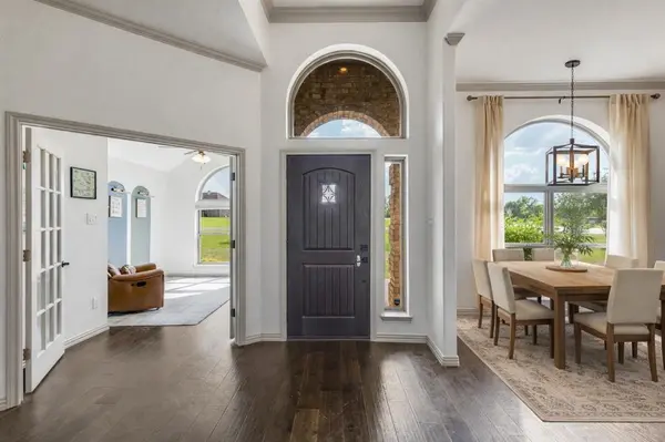 897 Cypress Point Drive, Gunter, TX 75058