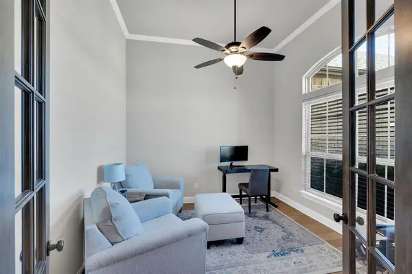 2730 Clear Lake Drive, Midlothian, TX 76065