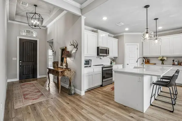 108 Spring Run Drive, Decatur, TX 76234