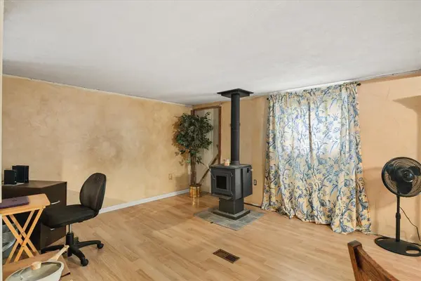 3917 Greenbrook Street, Granbury, TX 76048