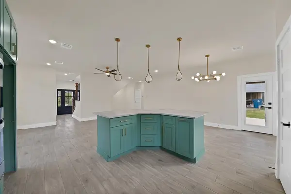 2925 River Ridge Court, Granbury, TX 76048