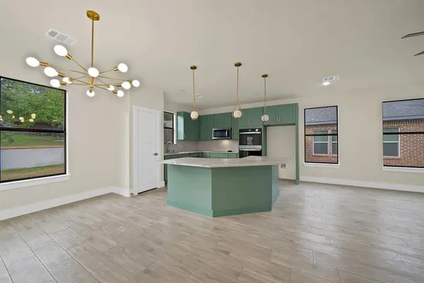 2925 River Ridge Court, Granbury, TX 76048