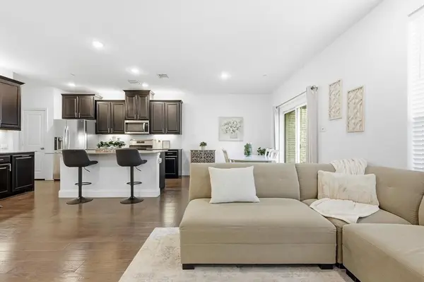 982 Mikaela Drive, Allen, TX 75013