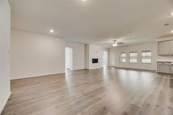 2016 Hampton Street, Anna, TX 75409