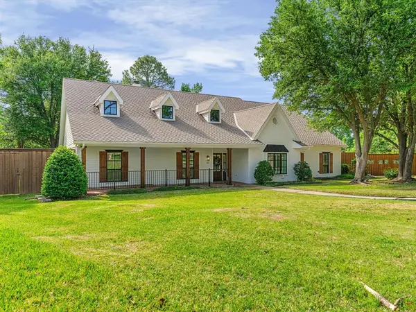 3511 Woodcrest Court, Colleyville, TX 76034