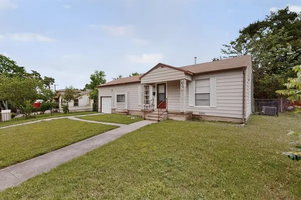 1220 Alaska Avenue, Dallas, TX 75216