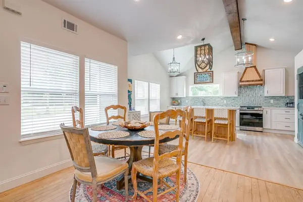 508 S Elm Street, Weatherford, TX 76086