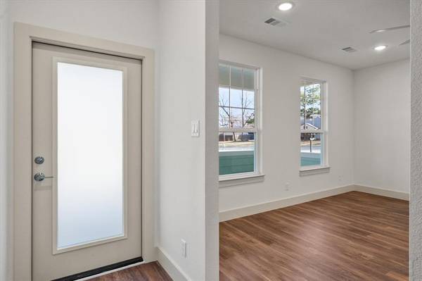 506 E Kimball Street #1, Mansfield, TX 76063