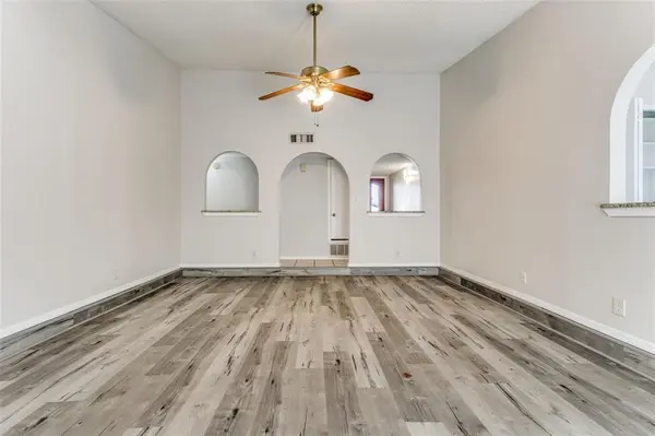 2930 Churchill Way, Garland, TX 75044