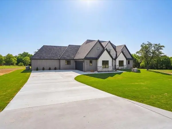 275 Latigo Way, Weatherford, TX 76088