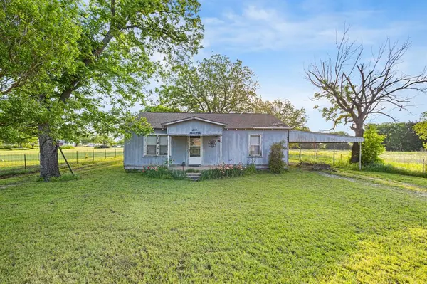 201 Proctor Lane, Sunset, TX 76270