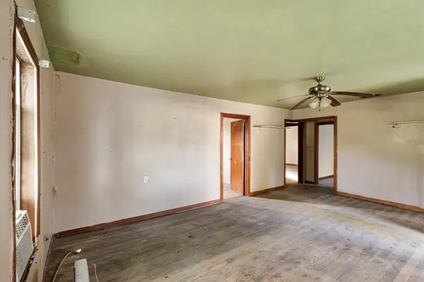 201 Proctor Lane, Sunset, TX 76270