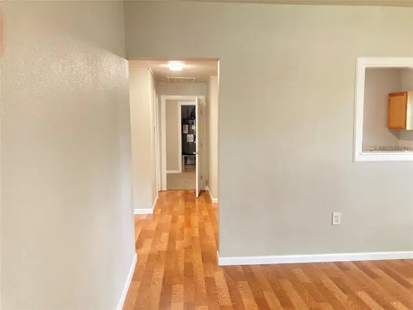 104 May Avenue, Cleburne, TX 76031