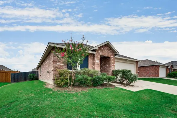 716 Rainsville Drive, Wylie, TX 75098