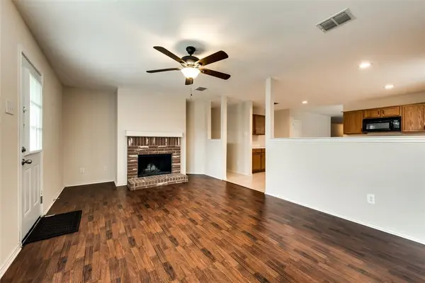 716 Rainsville Drive, Wylie, TX 75098