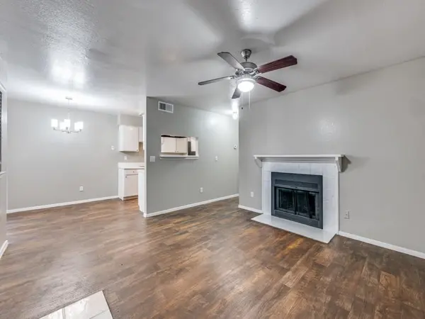 1122 Millview Drive #1103, Arlington, TX 76012