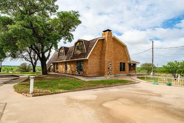 326 County Road 121, Sweetwater, TX 79556