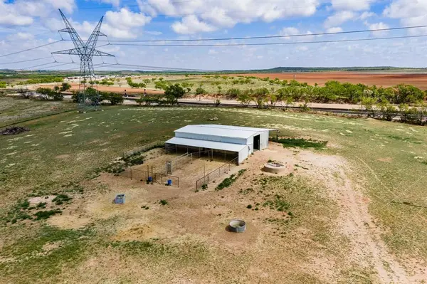 326 County Road 121, Sweetwater, TX 79556