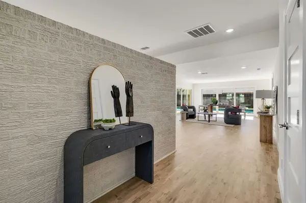 3757 Arroyo Road, Fort Worth, TX 76109