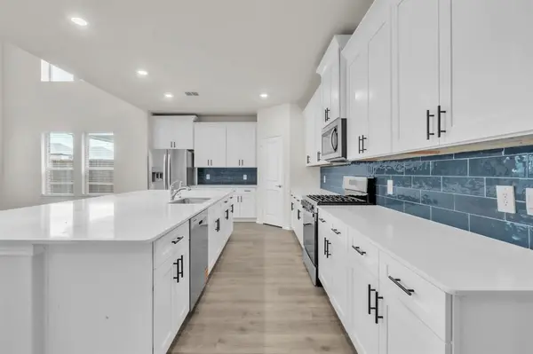 9404 Gossamer St, Mckinney, TX 75071