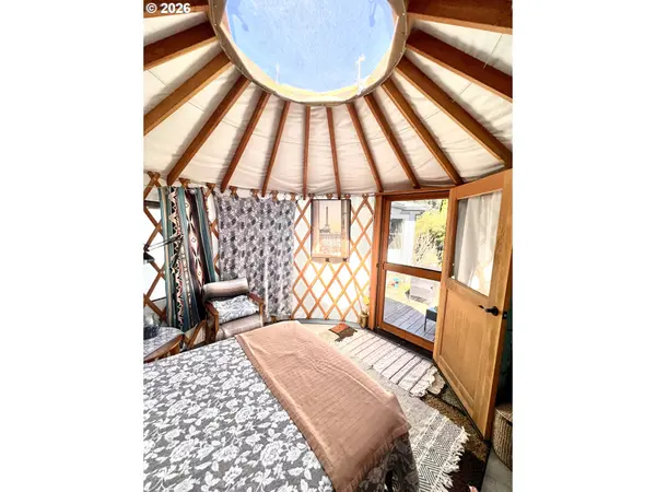 1625 KRISTI LOOP, Lakeside, OR 97449