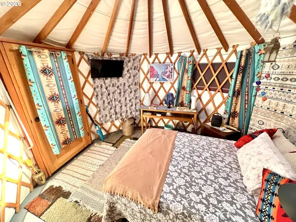 1625 KRISTI LOOP, Lakeside, OR 97449