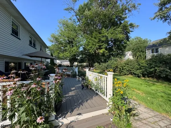 14 Sandy Hill Rd, Westfield Town, NJ 07090