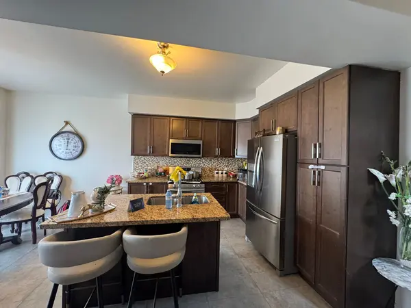 120 Vineberg DR #41, Hamilton, ON L9B 2R9