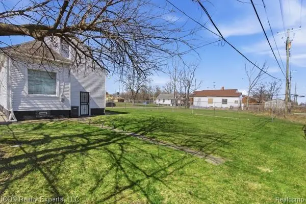 13540 Moran ST, Hamtramck, MI 48212