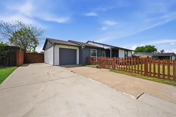 5700 Perrin Street, The Colony, TX 75056