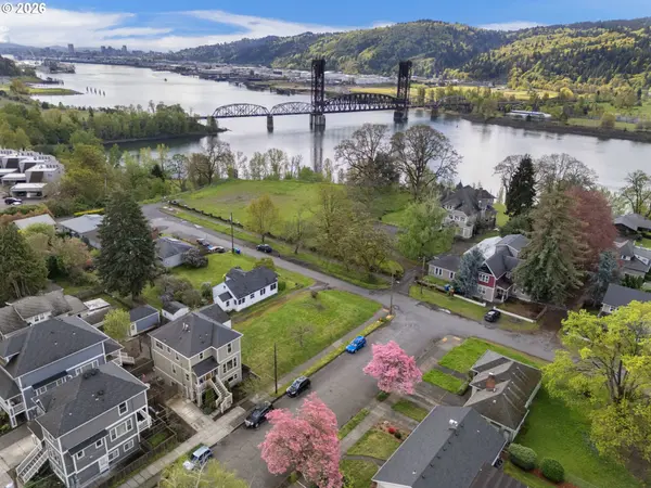 7645 N CRAWFORD ST W, Portland, OR 97203