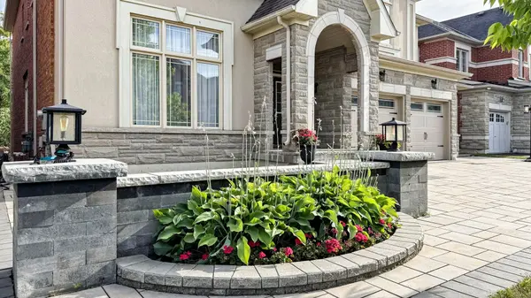 176 Upper Post RD, Vaughan, ON L6A 4J9