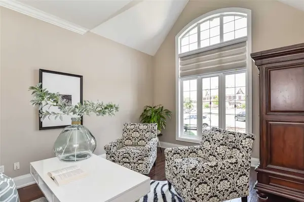 450 Hidden TRL, Oakville, ON L6M 0N4