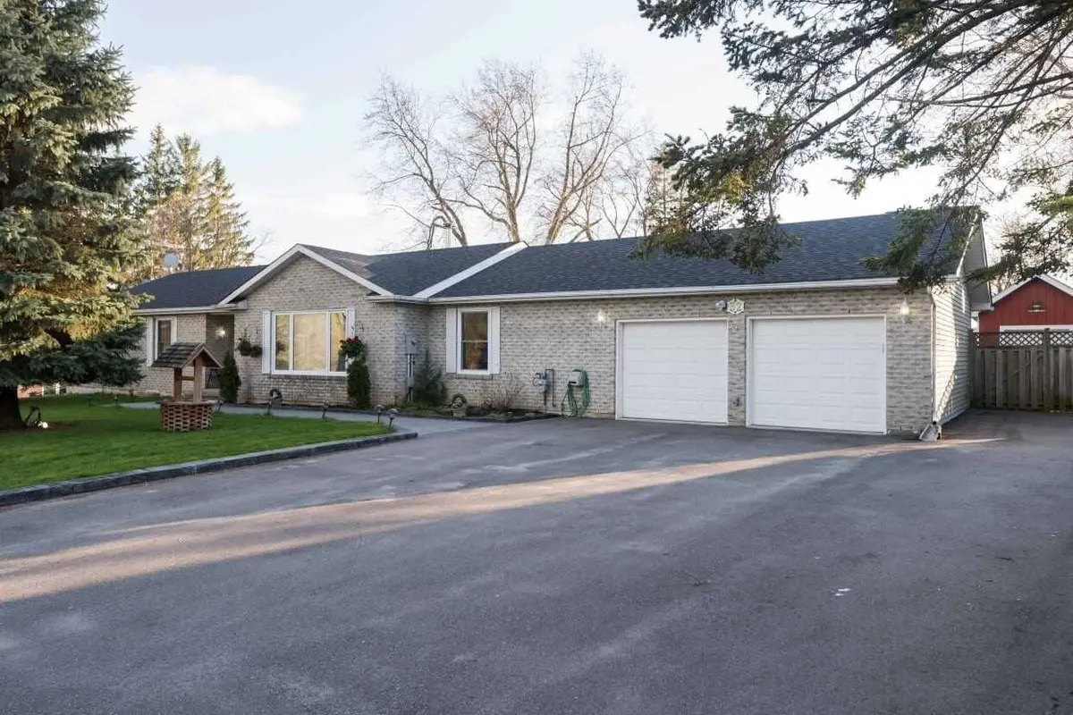 32 Elmvale BLVD, Whitchurch-stouffville, ON L4A 2Y3