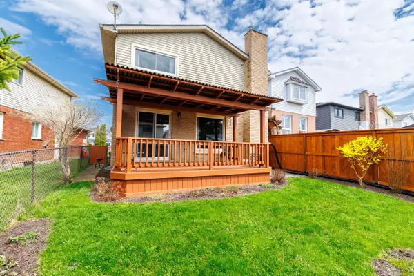 30 BAXTER CRES, Thorold, ON L2V 4R6