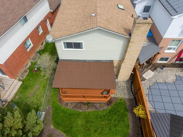 30 BAXTER CRES, Thorold, ON L2V 4R6