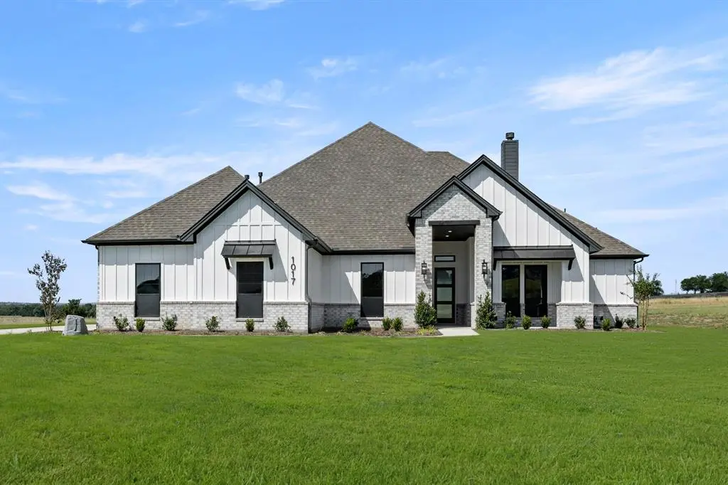 1017 Lake Prairie Trail, Fort Worth, TX 76126