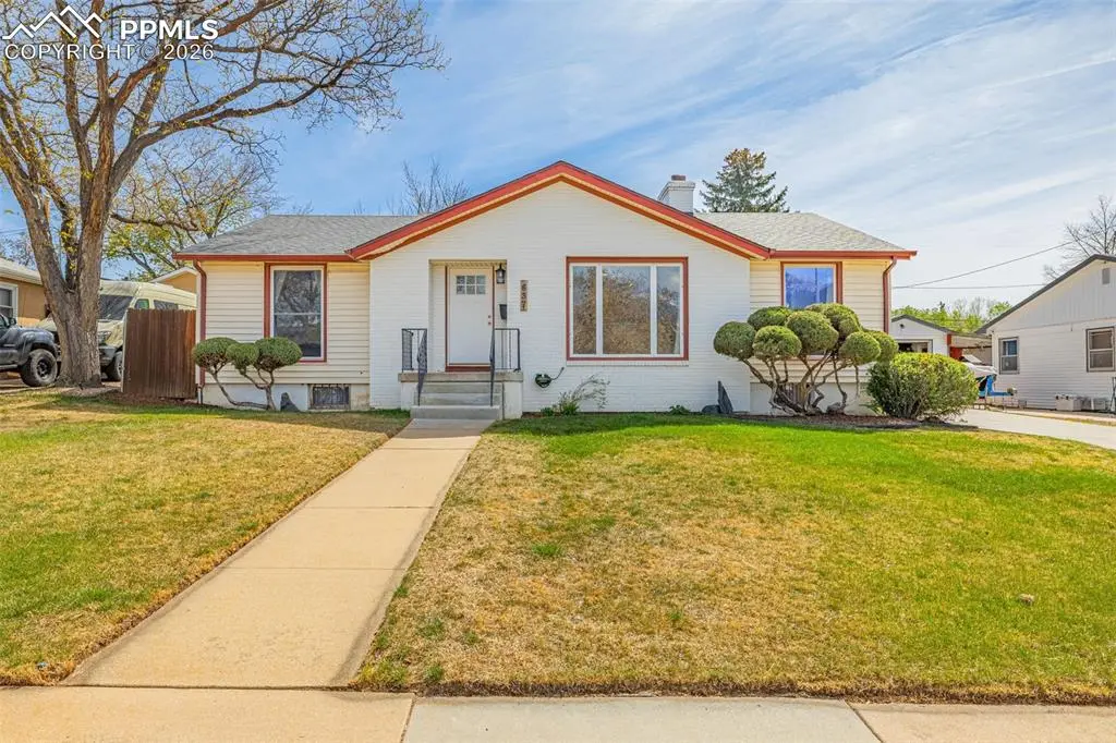 637 Glen Eyrie CIR, Colorado Springs, CO 80904