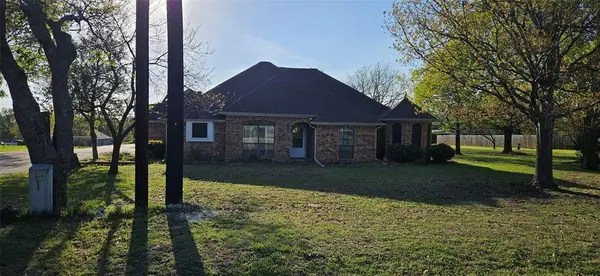 621 New Hope Road E, New Hope, TX 75071