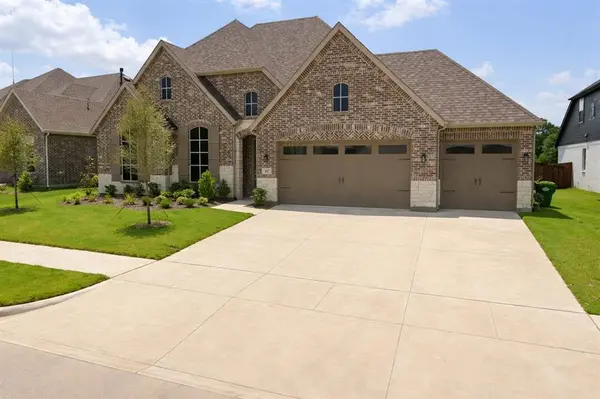 1927 Holly Oak Way, Fate, TX 75087