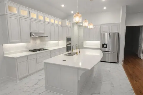 1927 Holly Oak Way, Fate, TX 75087