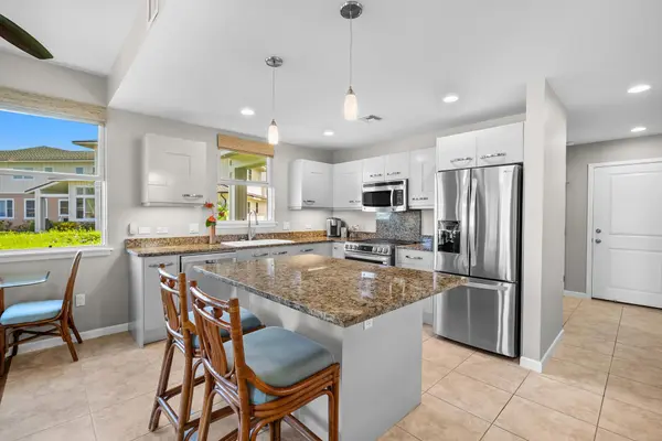 78-6833 ALII DR #F5, Kailua Kona, HI 96740