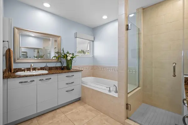 78-6833 ALII DR #F5, Kailua Kona, HI 96740