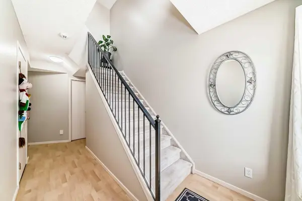 144 Country Hills Villas NW, Calgary, AB T3K 4S8