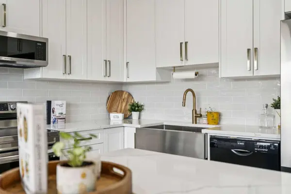 50 Riviera VW, Cochrane, AB T4C 0Y7