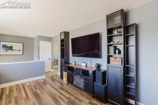 11 MacGregor RD, Pueblo, CO 81001