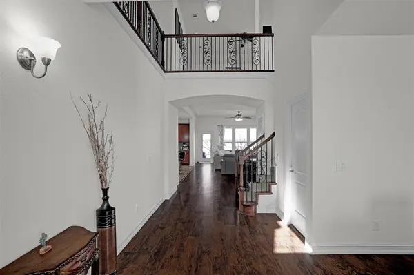 208 Copper Canyon Drive, Lewisville, TX 75067