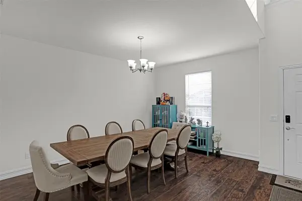 208 Copper Canyon Drive, Lewisville, TX 75067