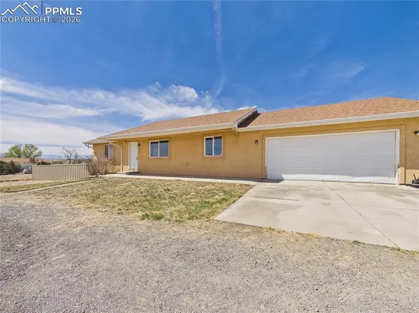 71 S Citadel CIR, Pueblo West, CO 81007
