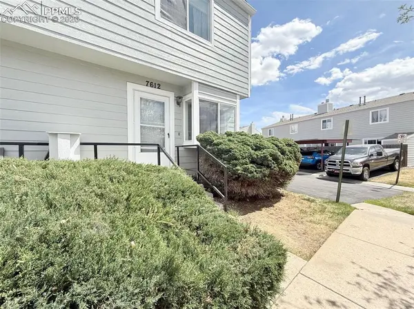 7612 Lexington Manor DR, Colorado Springs, CO 80920